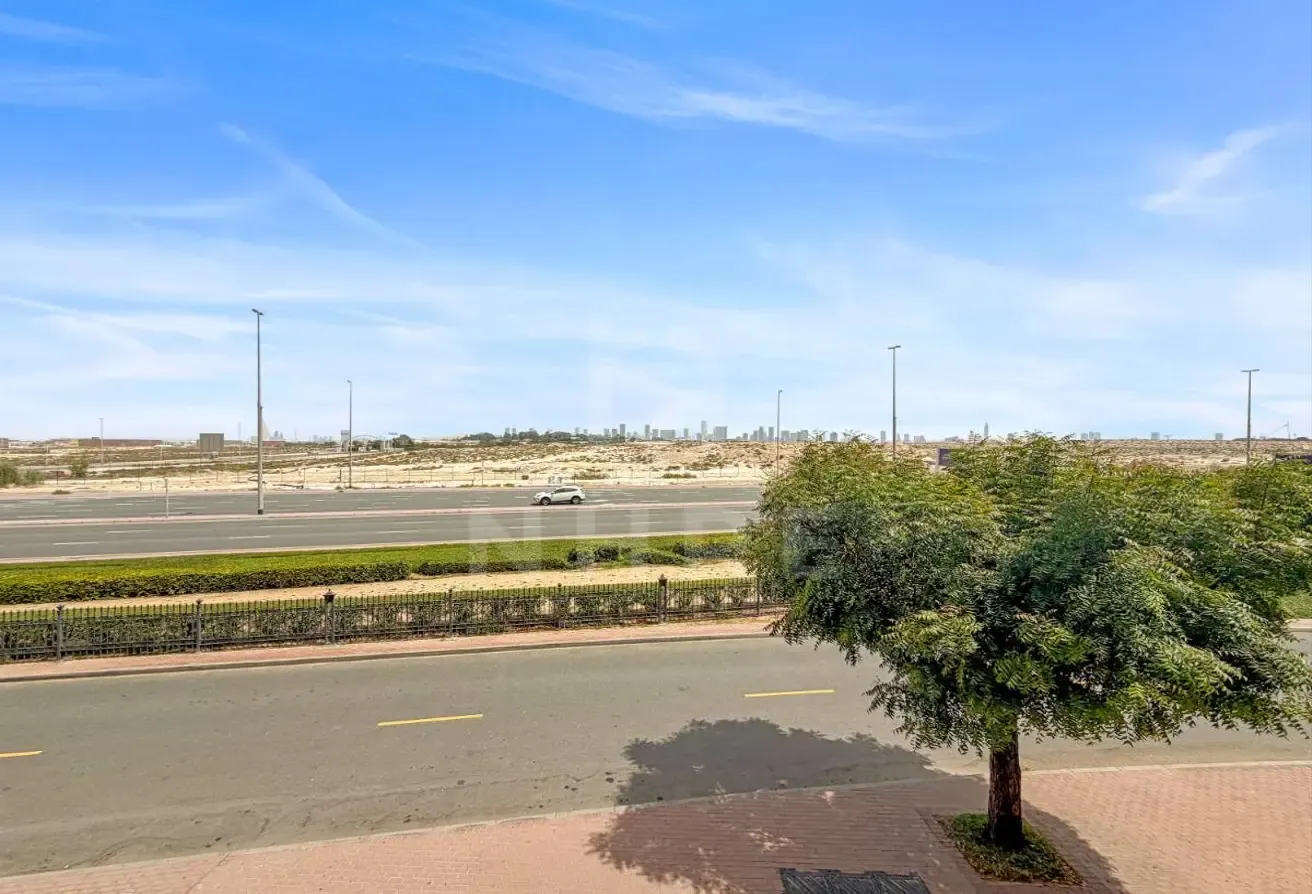 Furnished-Fully upgraded | Vacant | Race Course