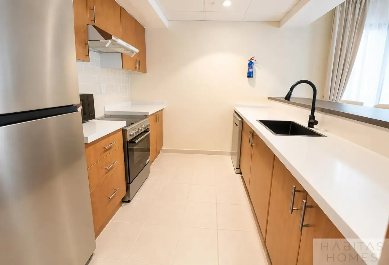 Multiple Cheques | Fully Furnished and Upgraded