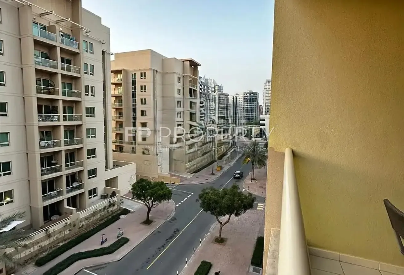 Furnished | Renovated | Chiller Free