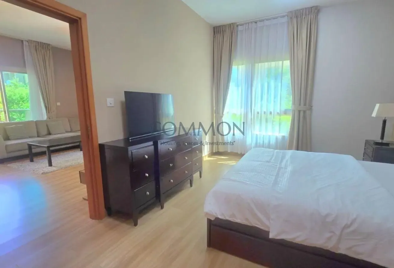 Vacant I Fully Furnished I Bright and Big Layout