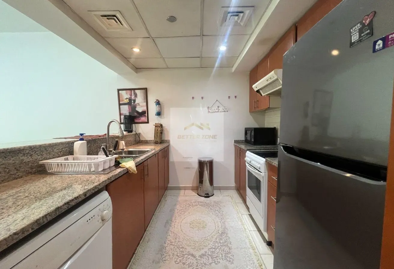 1 Bedroom Hall - Furnished - Chiller Free