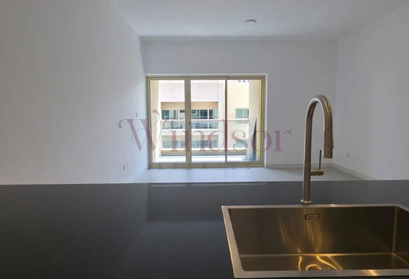 Vacant | Huge Balcony | 12 Cheques