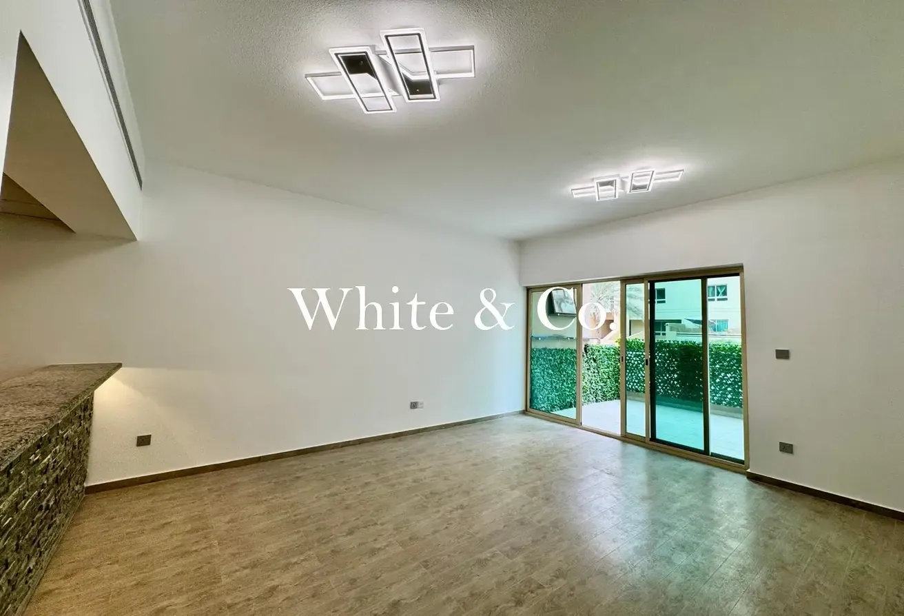 Fully Upgraded | Unfurnished | Prime Loc