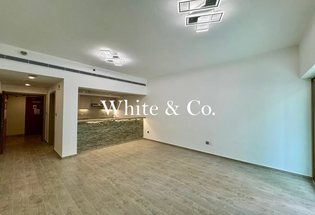 Fully Upgraded | Unfurnished | Prime Loc
