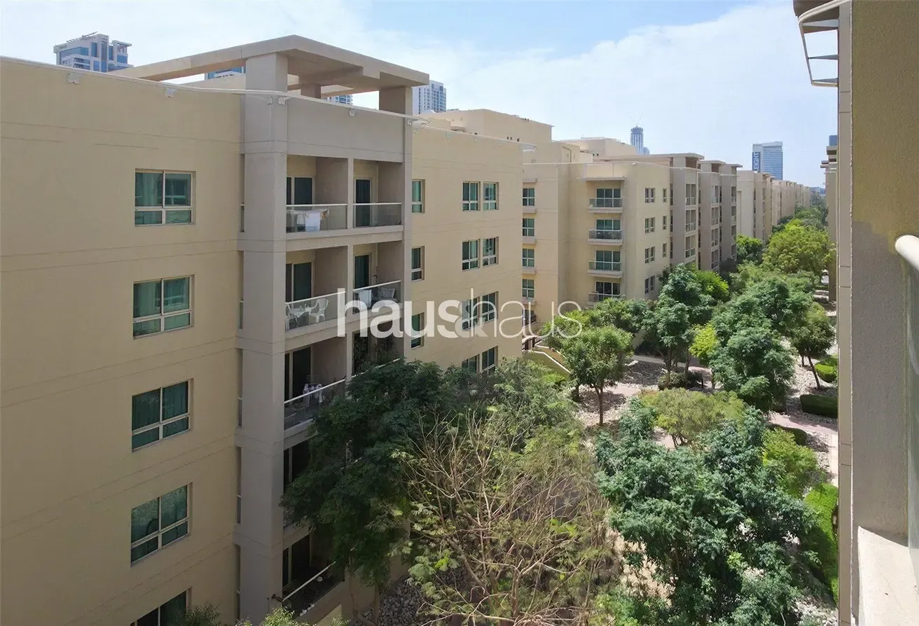 Fully Upgraded | Chiller Free | Vacant 1 bed