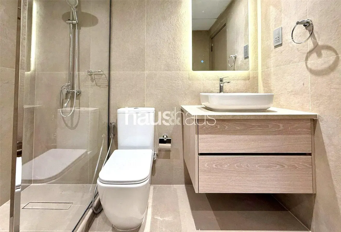 Vacant | Fully Upgraded | Ground Floor Unit