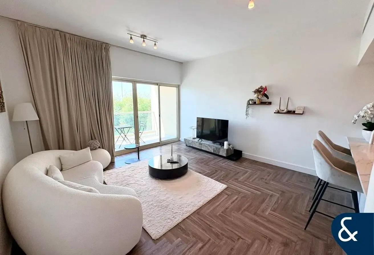 Upgraded | Prime Location | 12 cheques