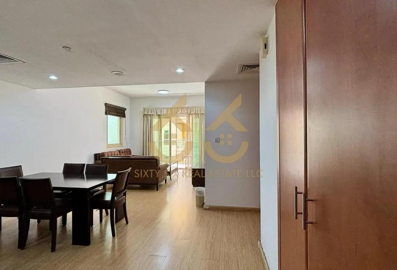 Spacious 2 BR | Prime The Greens Location | Vacant