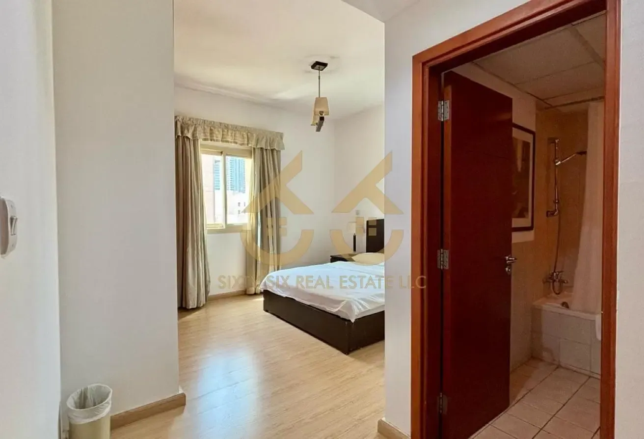 Spacious 2 BR | Prime The Greens Location | Vacant