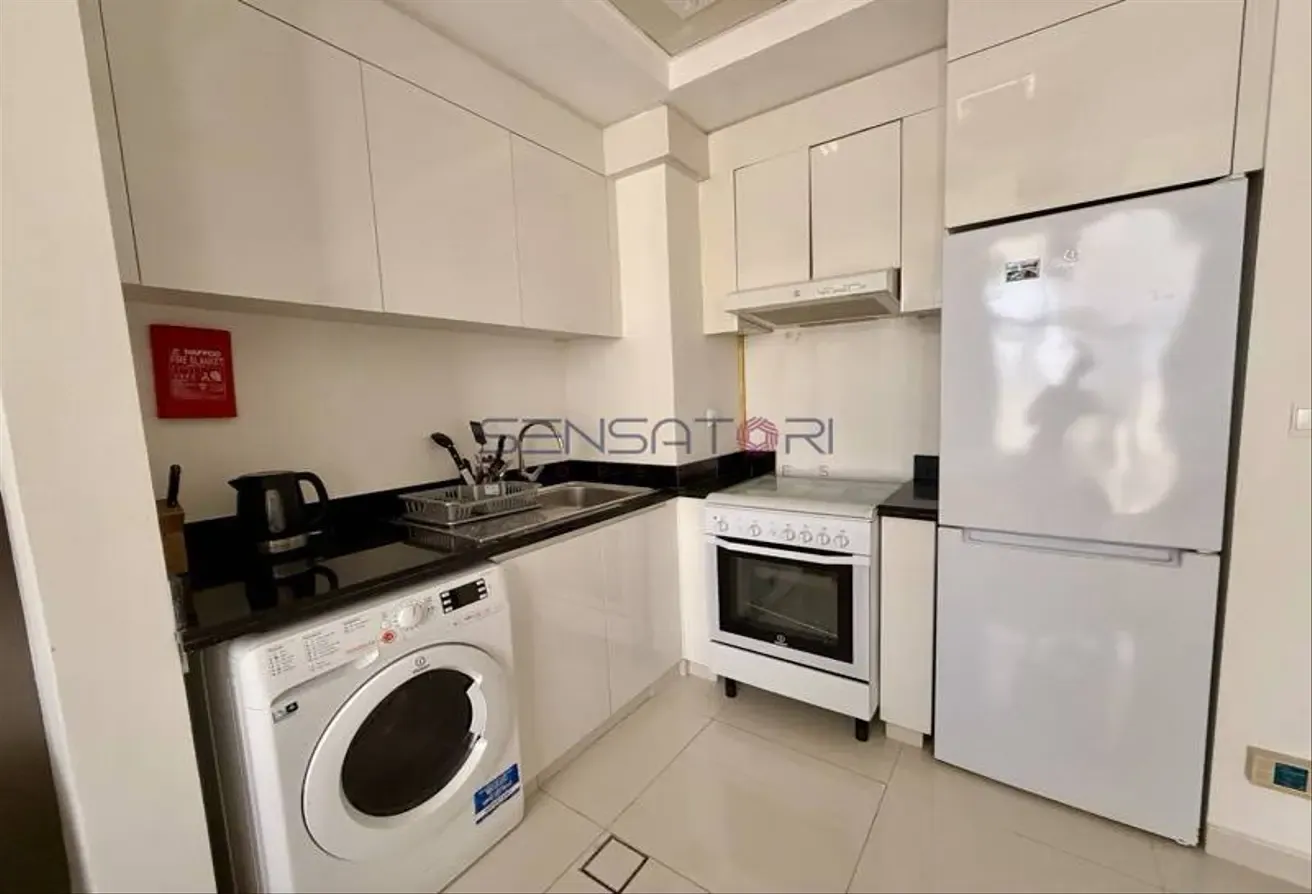 FULLY FURNISHED | HIGH FLOOR | PRIME LOCATION