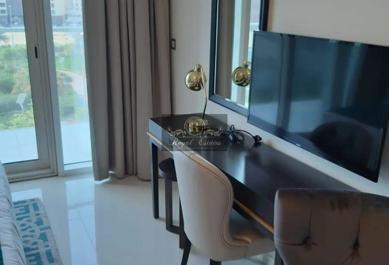 High Floor Fully Furnished Pool View