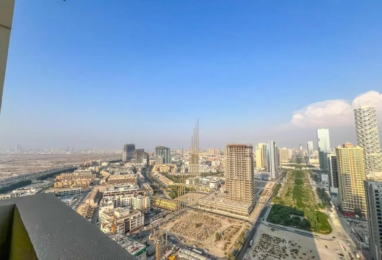 Luxury Furnished | High-Floor | City Skyline View
