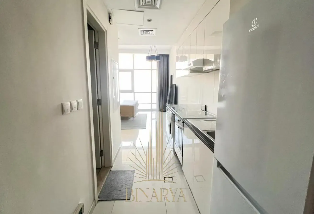 Luxury Furnished | High-Floor | City Skyline View