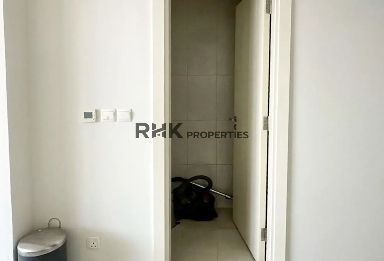 Spacious 1BR | Modern Living | Prime Location