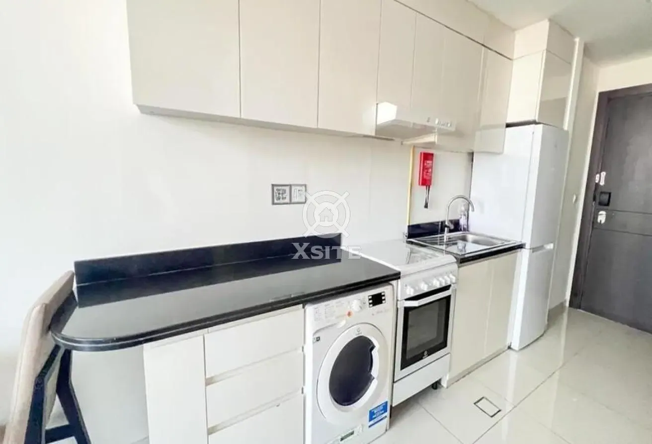 Fully Furnished|Modern Living|Prime Location