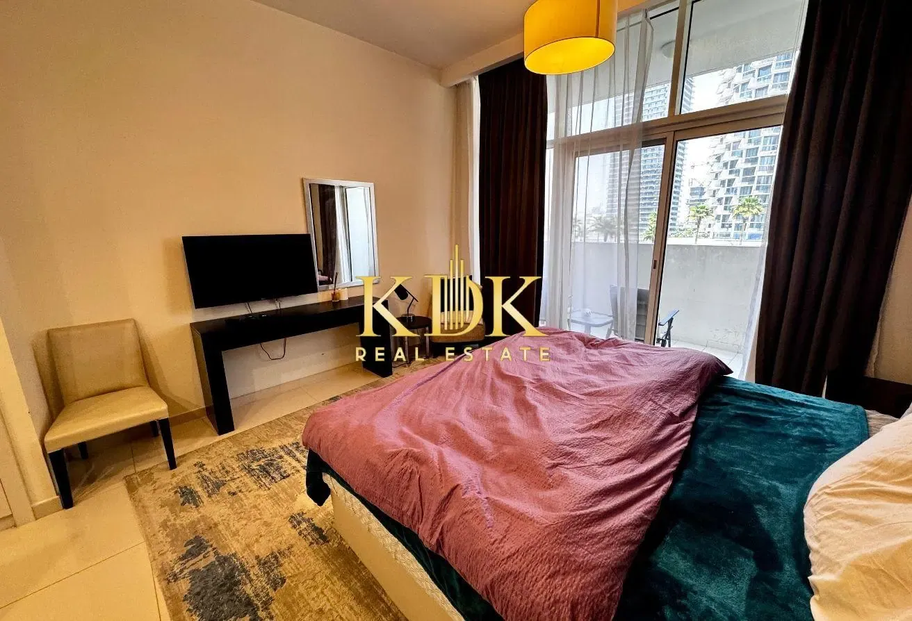Pool View | Near Exit and Entry | Multiple Cheques