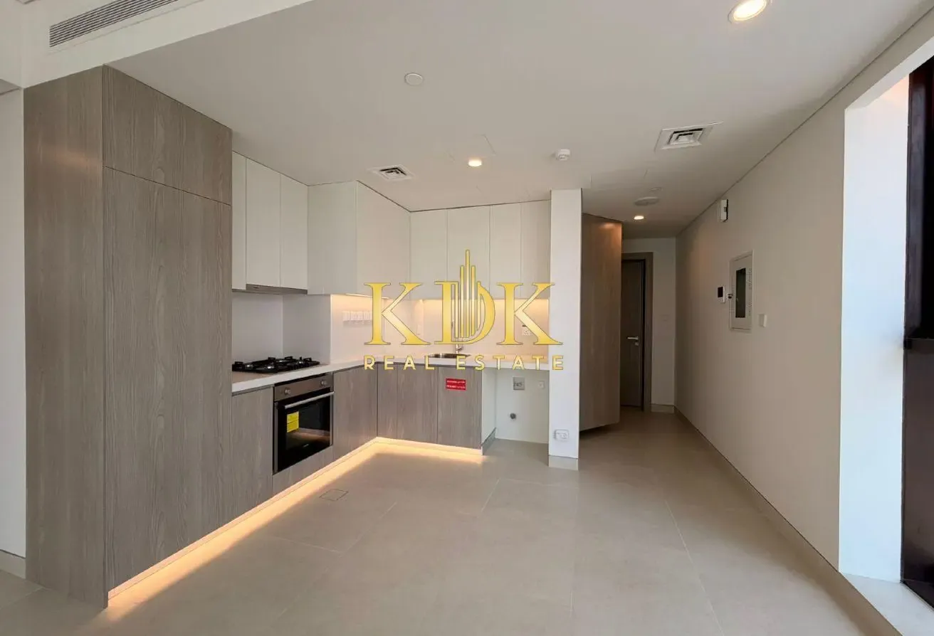 Golf & Skyline Views | 2BR Apartment | Condor Golf