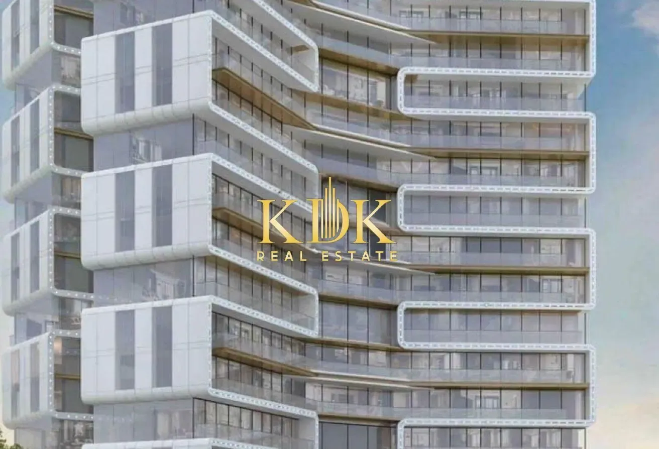 Golf & Skyline Views | 2BR Apartment | Condor Golf