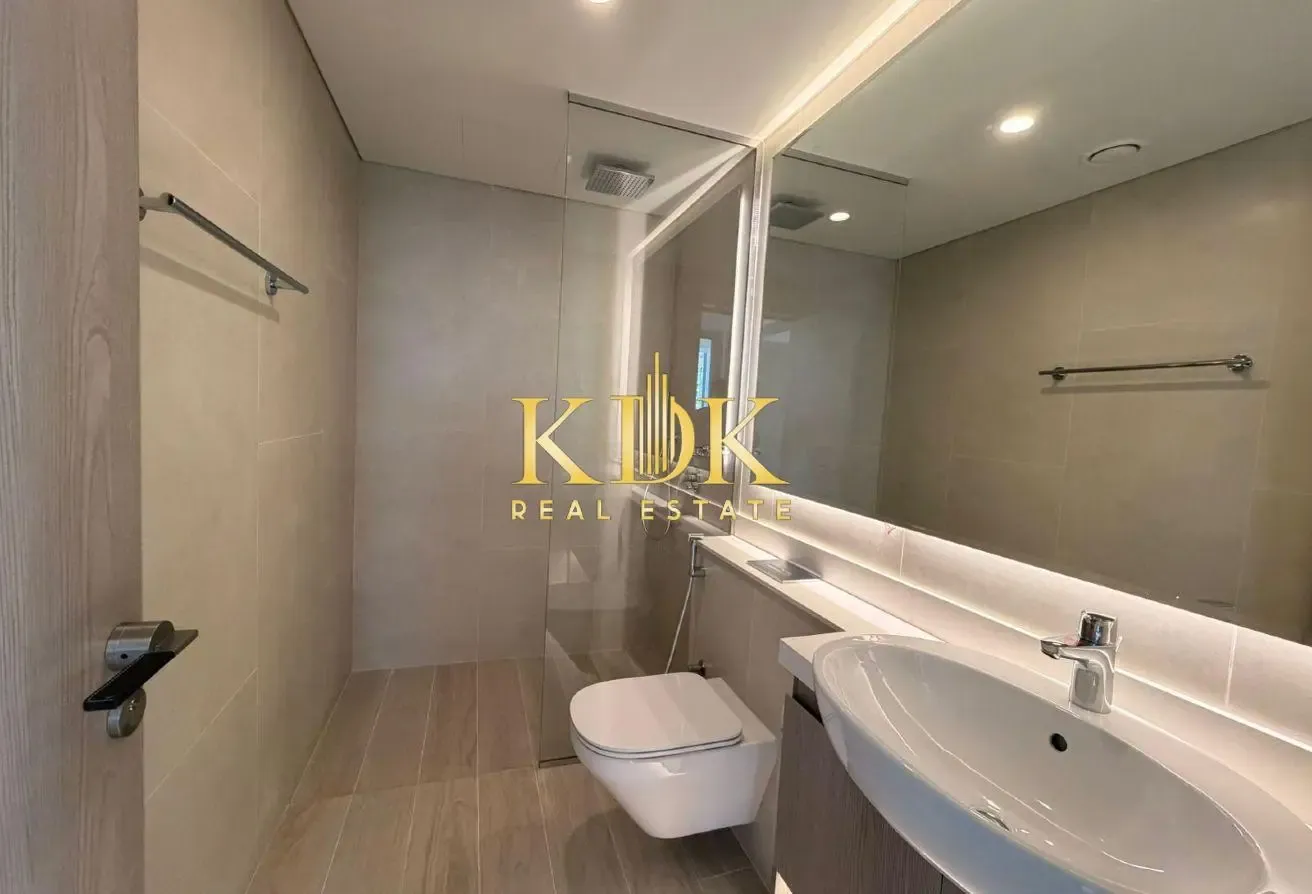 Golf & Skyline Views | 2BR Apartment | Condor Golf