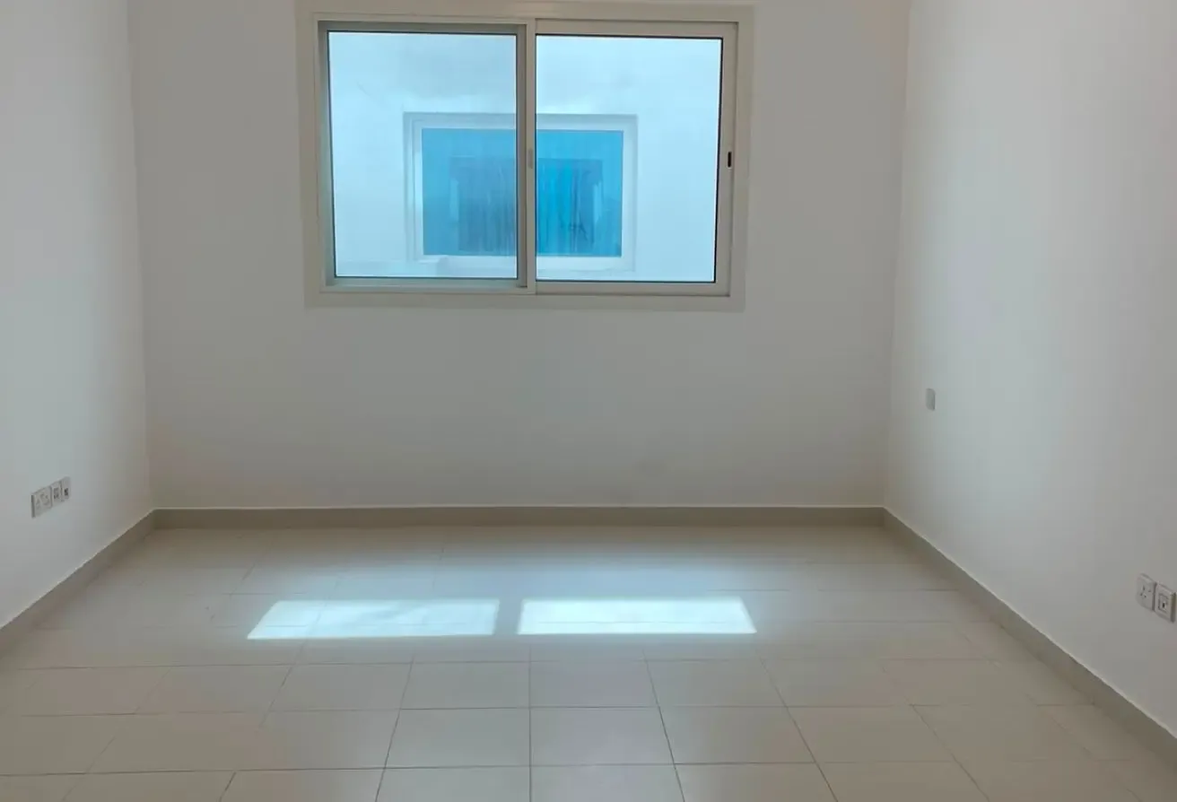 Studio | Near to Metro | Huge Size | For Family