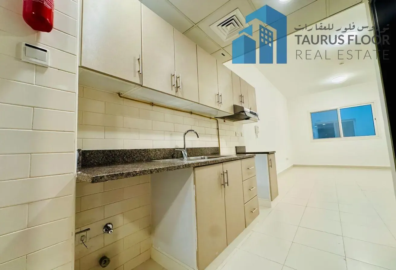Behind Salah Al Din Metro | Studio Only For Family