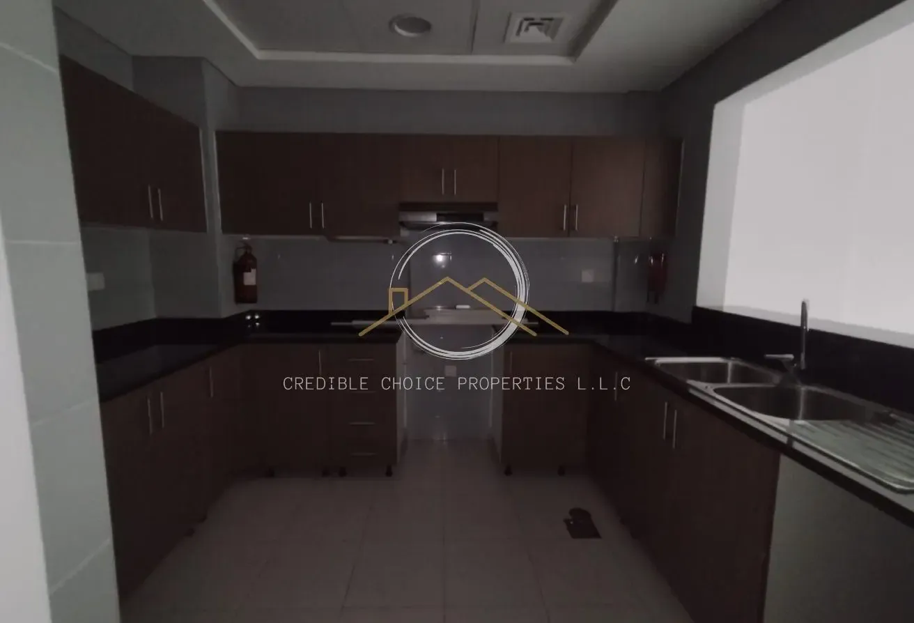 12 CHQ| FREE MAINTENANCE| 21 DAYS FREE| FOR FAMILY
