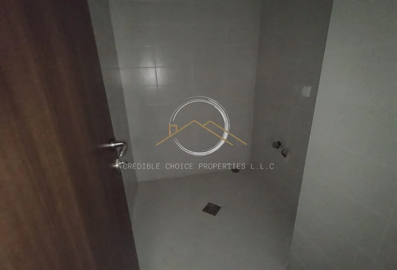 12 CHQ| FREE MAINTENANCE| 21 DAYS FREE| FOR FAMILY