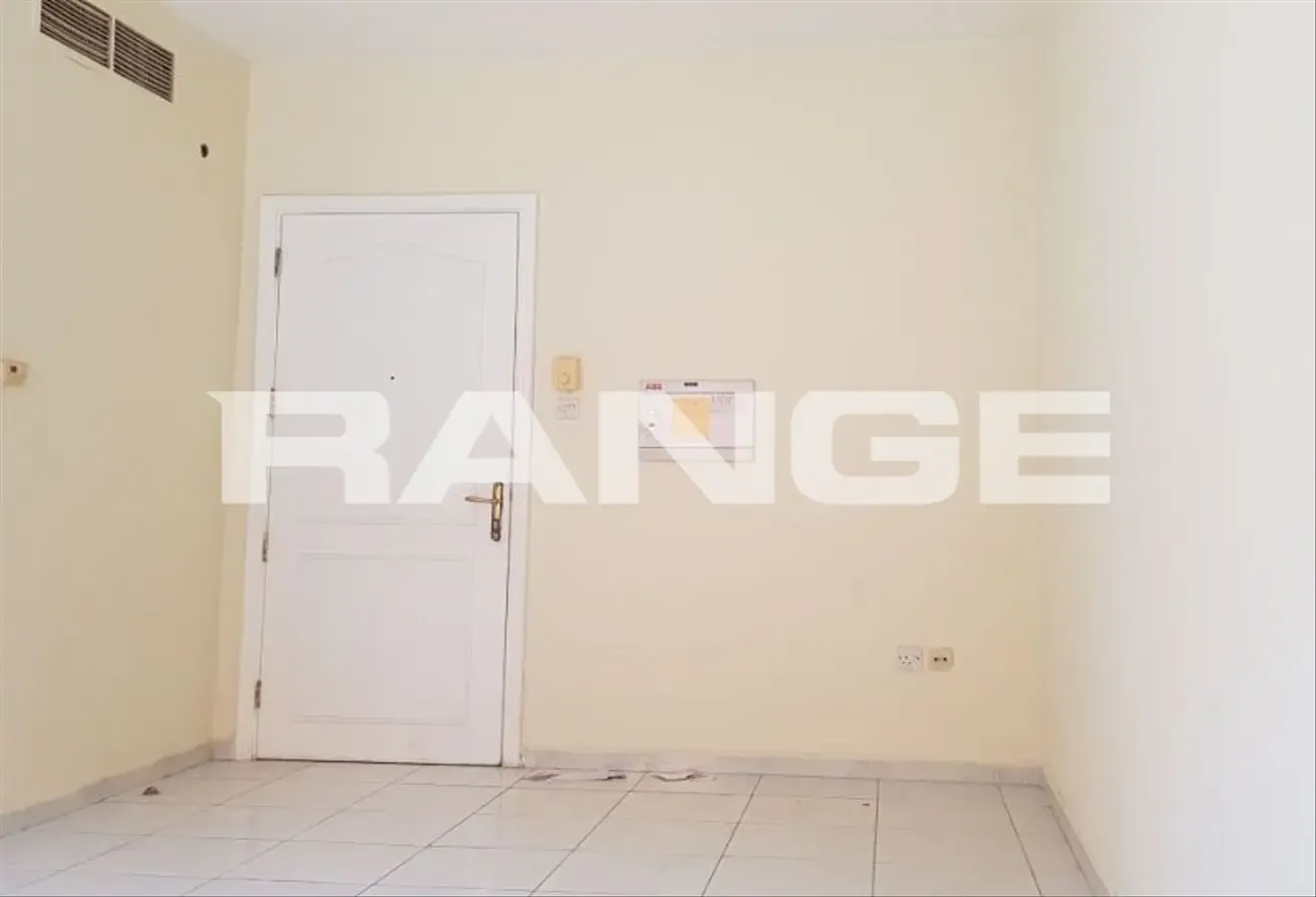 Low Rent | Closed Kitchen | Prime Location