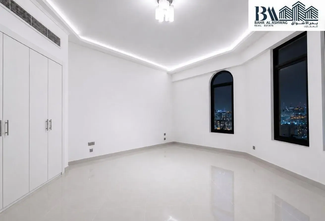First Class 2B/R Unit Near Salah Al Din Metro