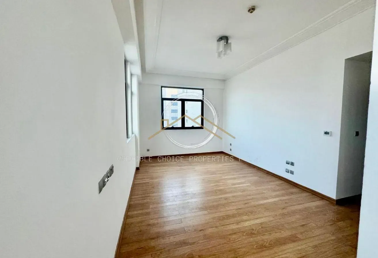 CHILLER FREE| METRO NEARBY| FOR FAMILY| SPACIOUS