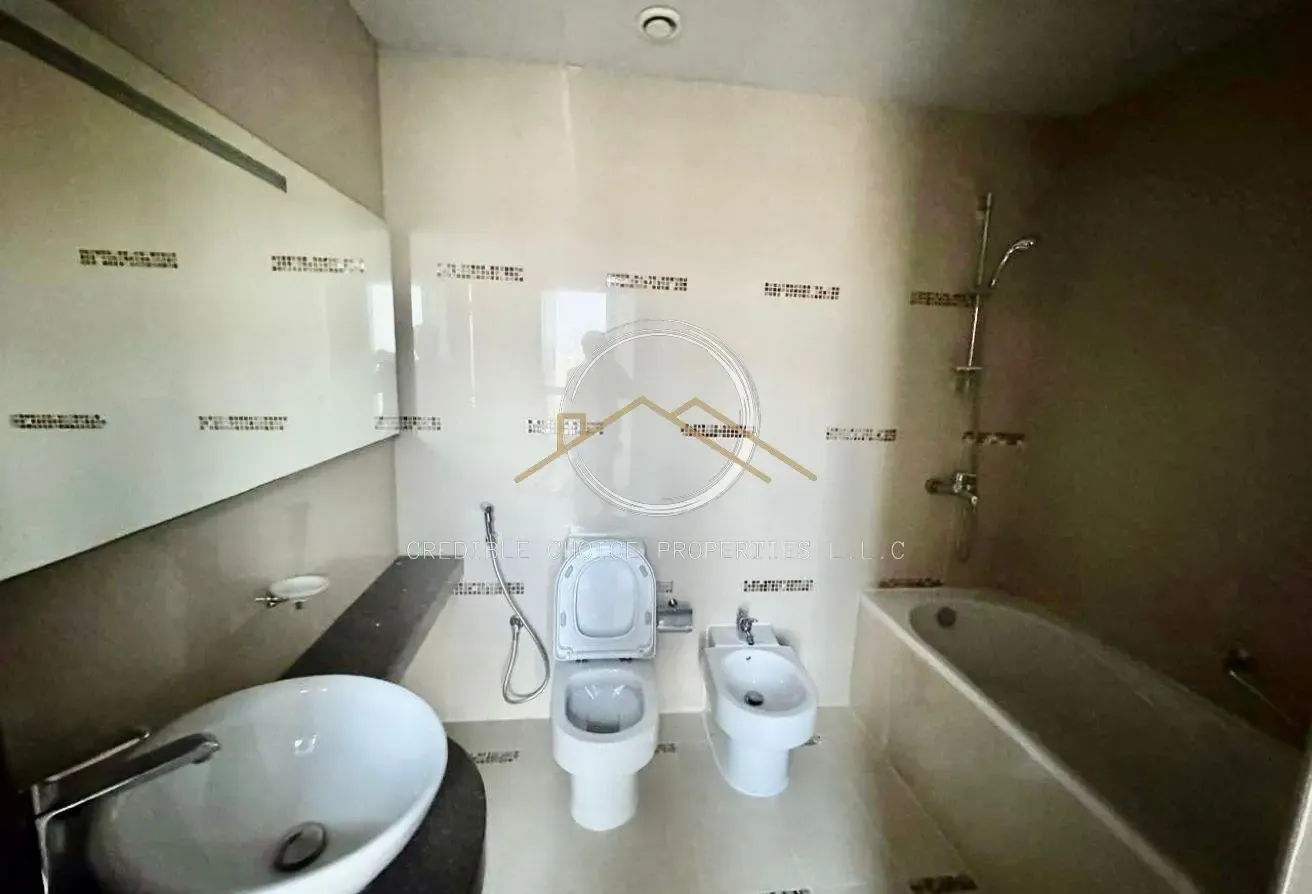 CHILLER FREE| METRO NEARBY| FOR FAMILY| SPACIOUS