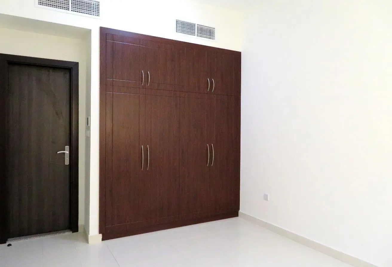 QUALITY-2 BEDROOM+BALCONY-AL MUTEENA