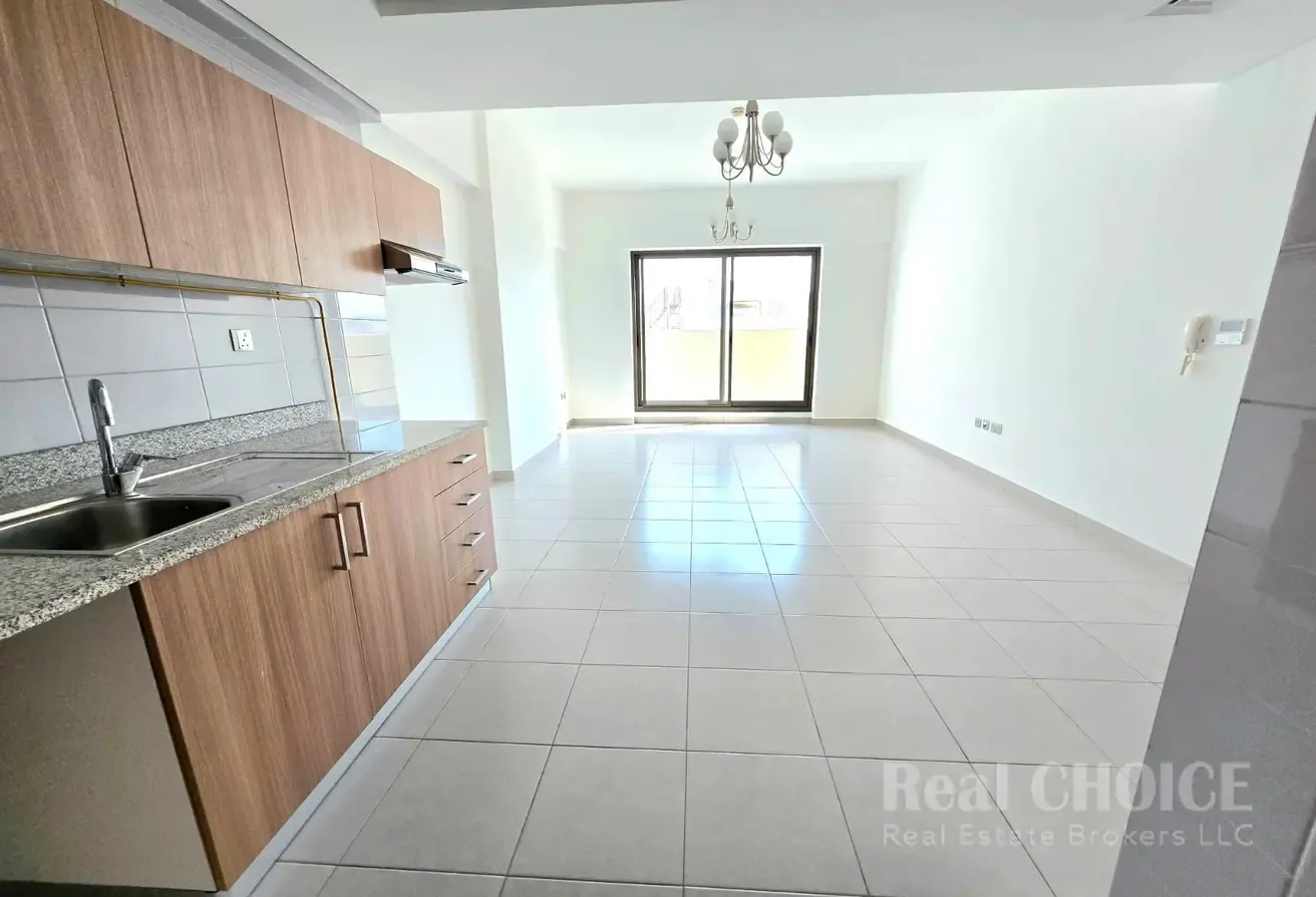 Spacious I Free Maintenance I Family Apartment