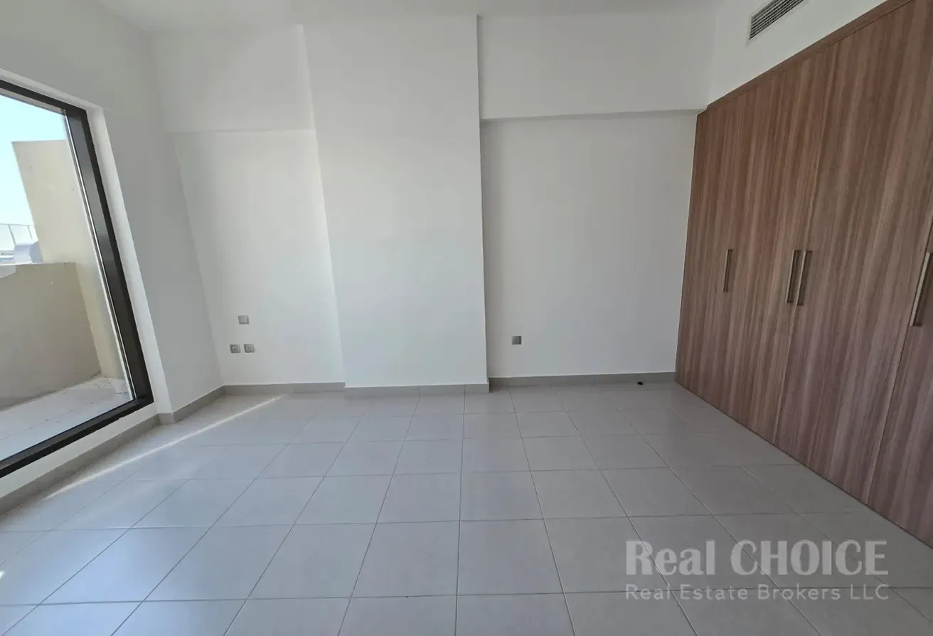 Spacious I Free Maintenance I Family Apartment