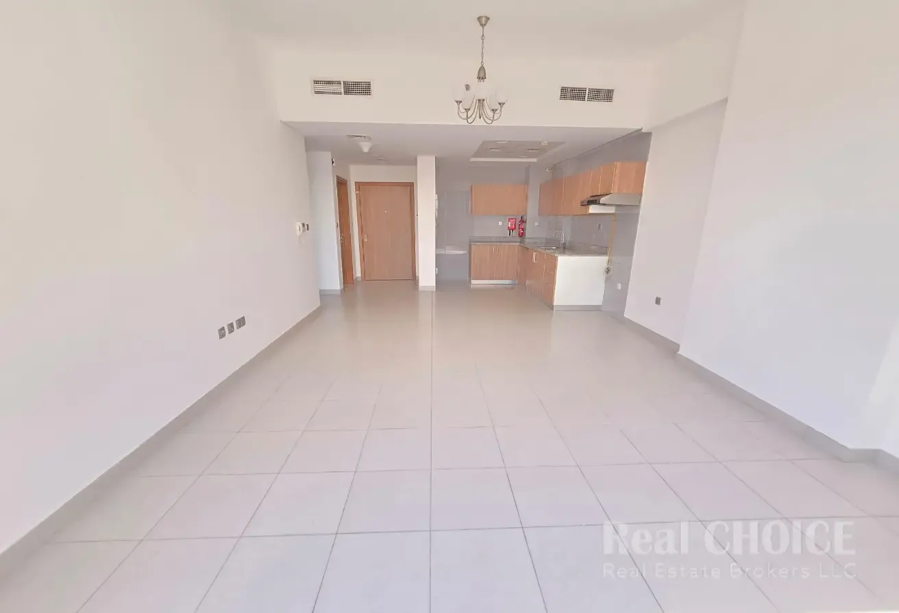 Spacious I Free Maintenance I Family Apartment