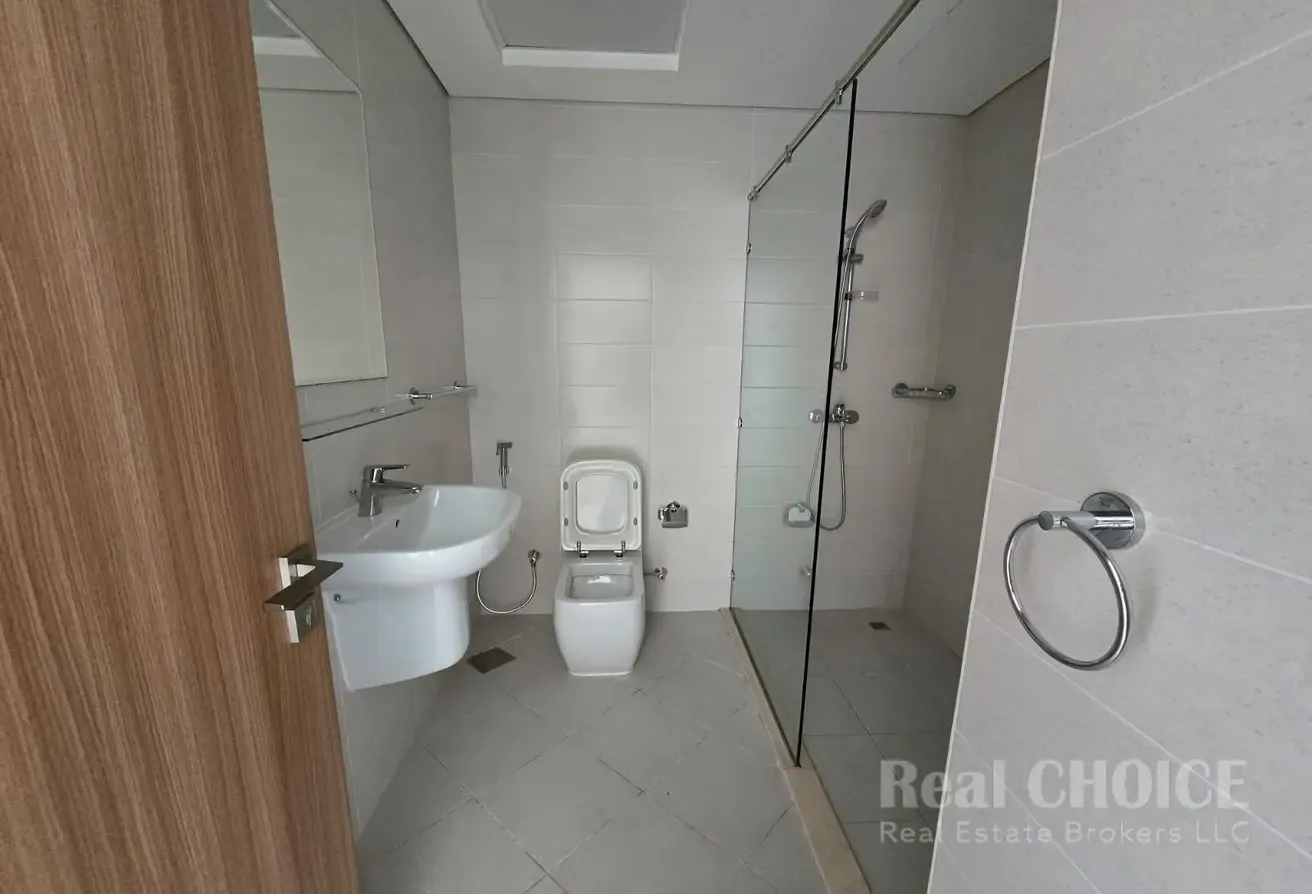 Spacious I Free Maintenance I Family Apartment