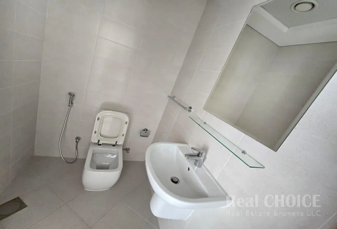 Spacious I Free Maintenance I Family Apartment