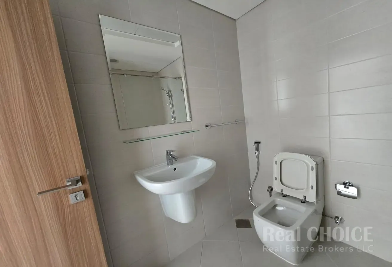 Spacious I Free Maintenance I Family Apartment