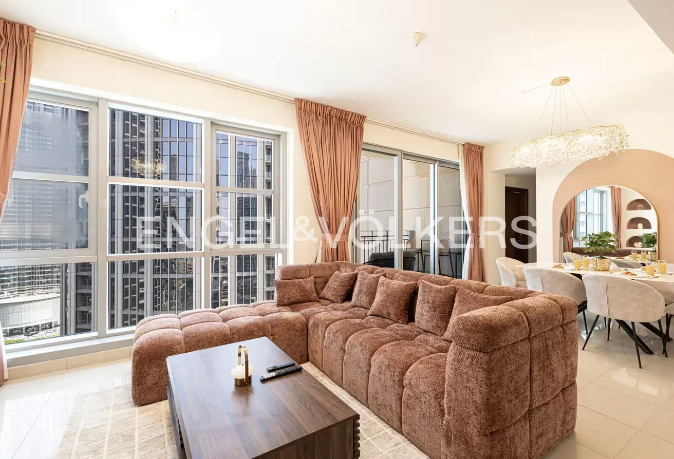 Fountain View | High Floor | Vacant