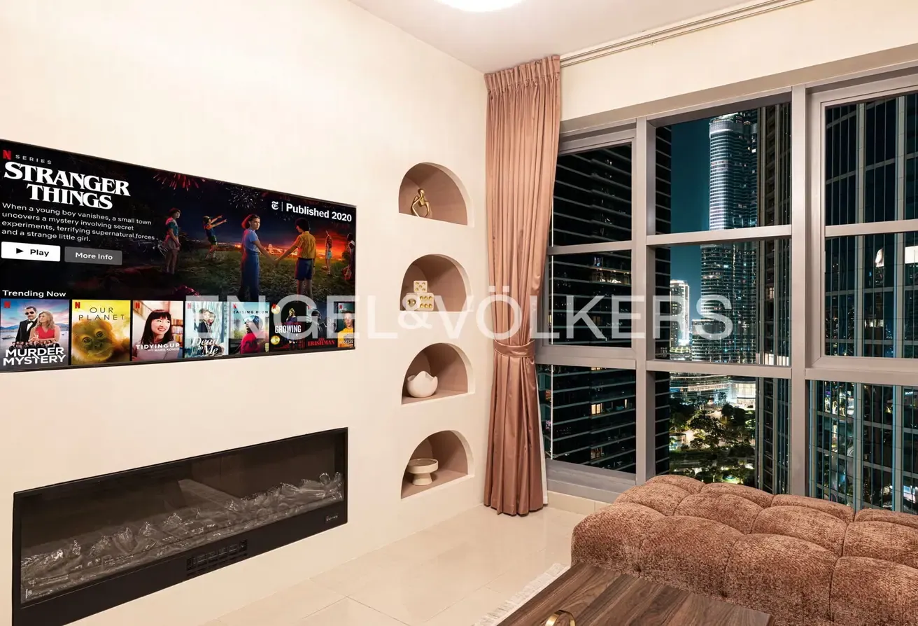 Fountain View | High Floor | Vacant