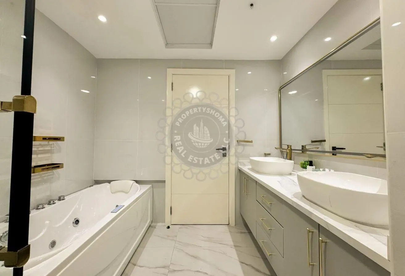 Fully Furnished| Upgraded 2BR | Vacant