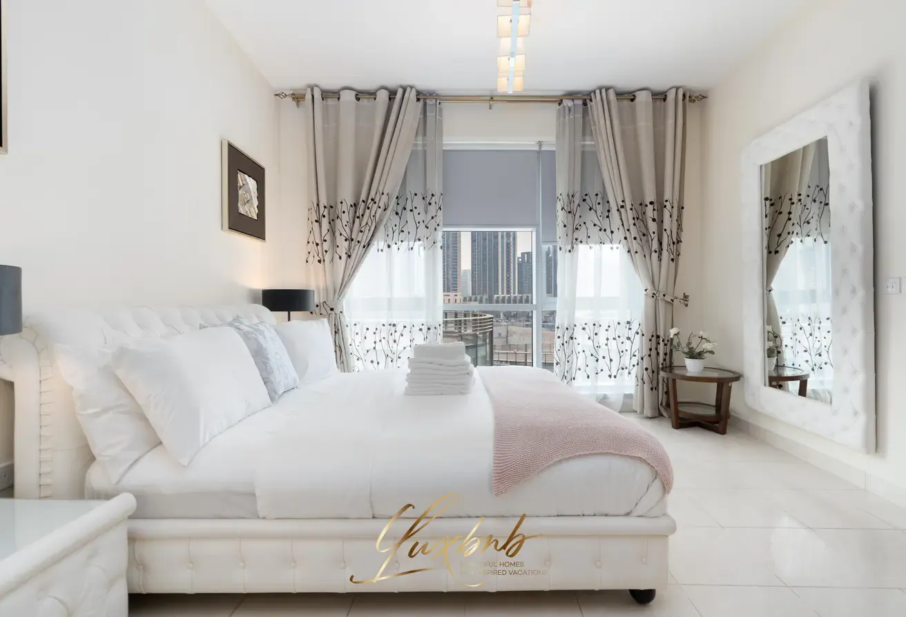 Opera View I Furnished I Ready to move in