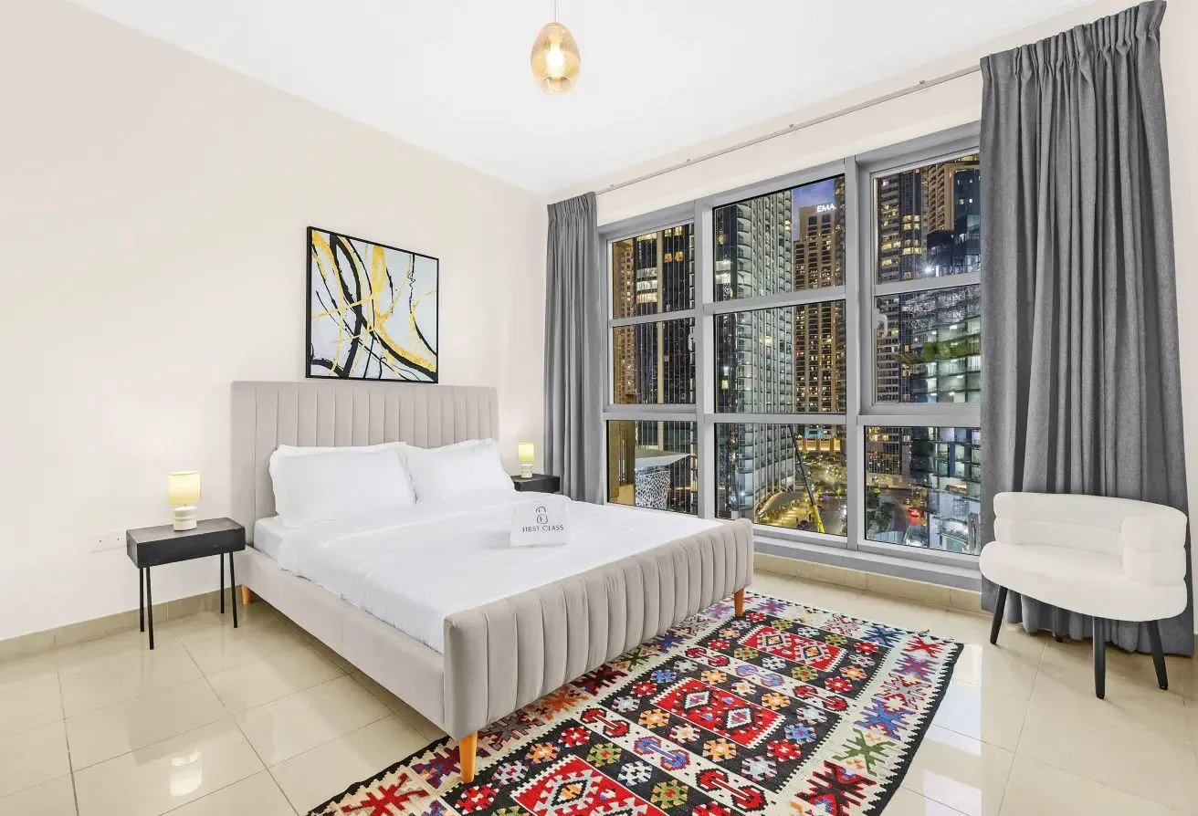 Elegant 2BR Apartment | Prime Downtown Dubai