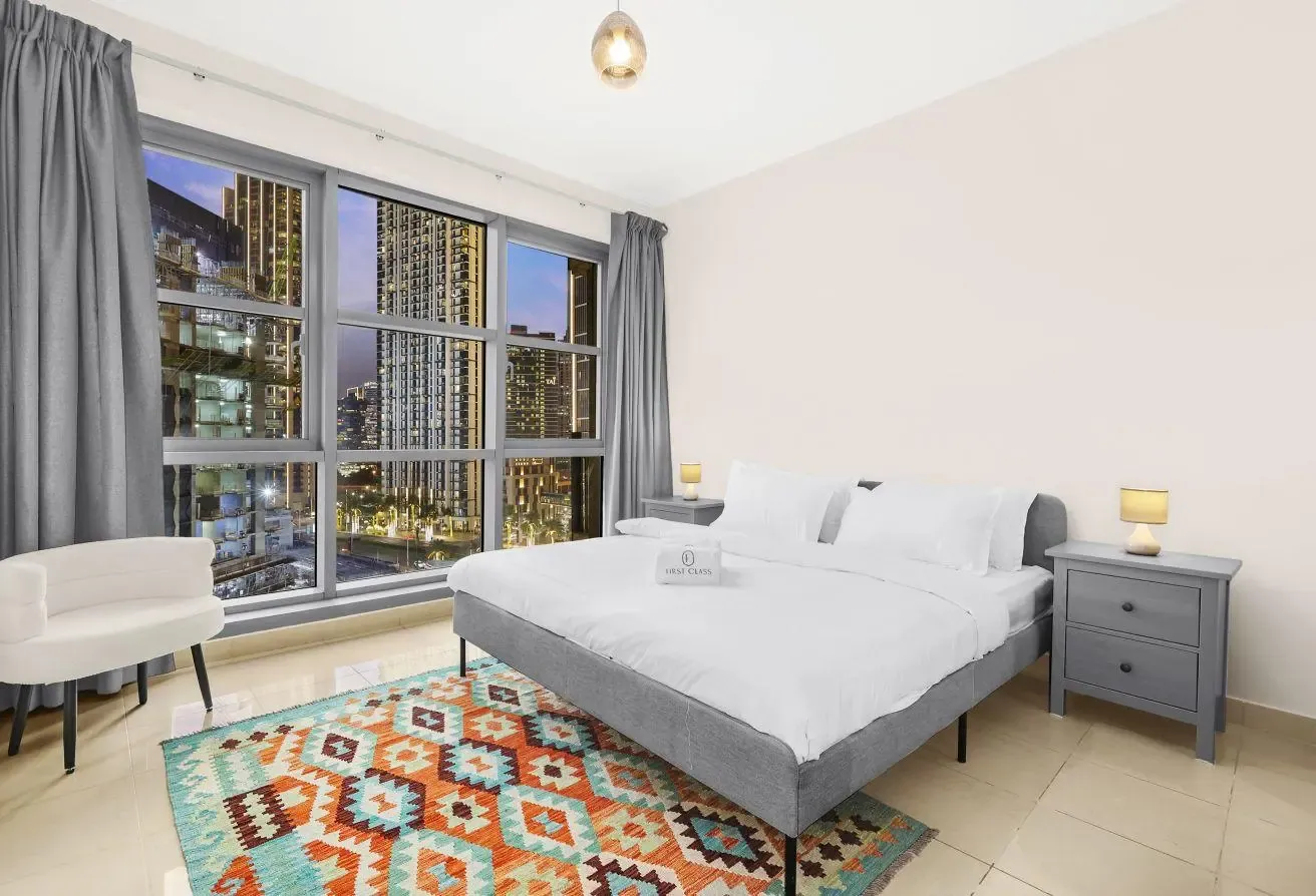 Elegant 2BR Apartment | Prime Downtown Dubai