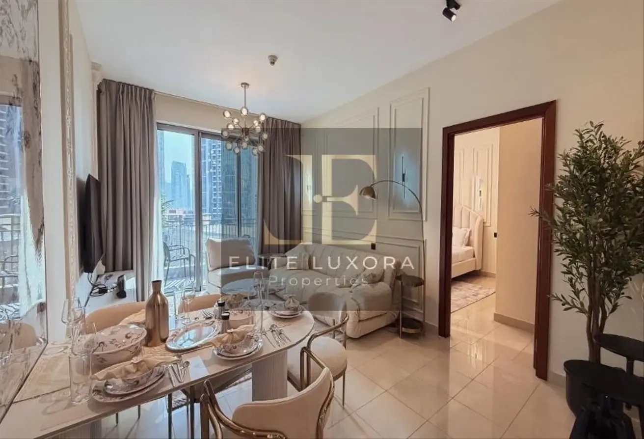 Luxury Living|Pool View|Fully Furnished & Upgraded