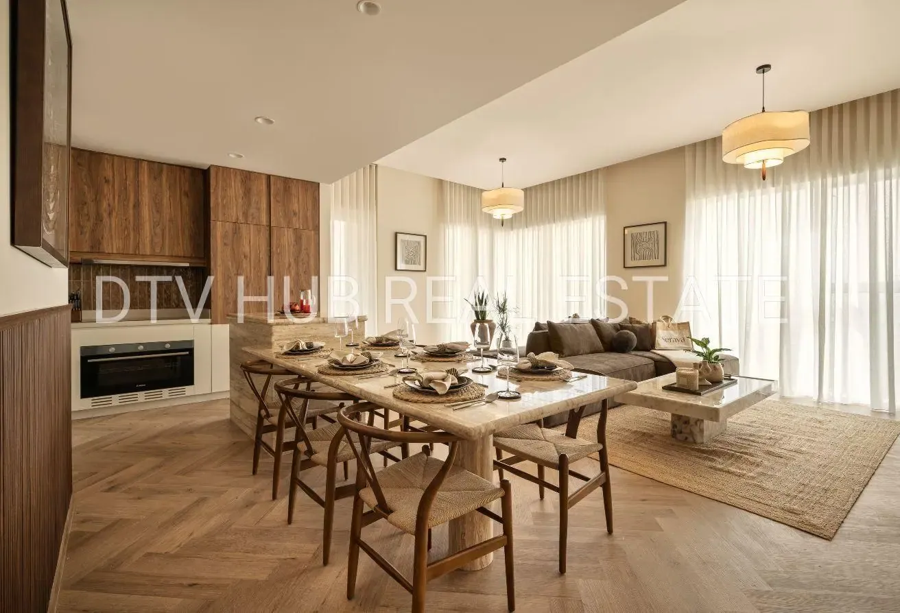 Seraya 29 | Private Jacuzzi & Lift | High Floor