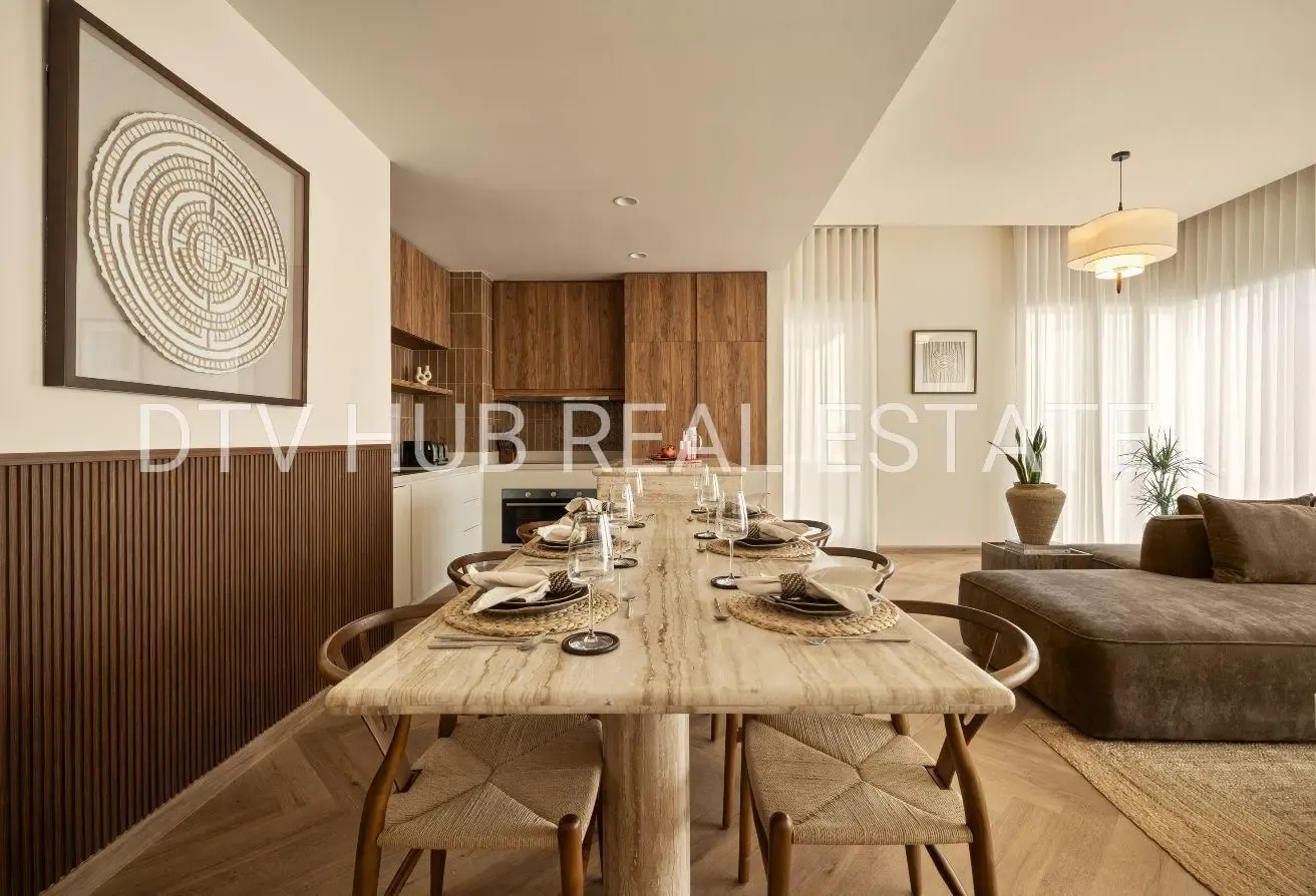 Seraya 29 | Private Jacuzzi & Lift | High Floor