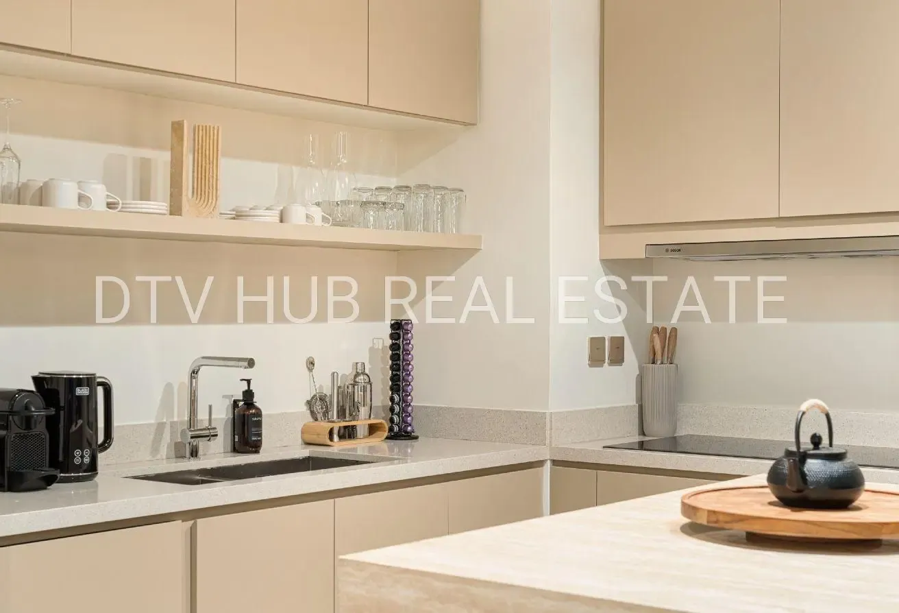 Seraya 6 | Private Jacuzzi & Elevator | Waterfront