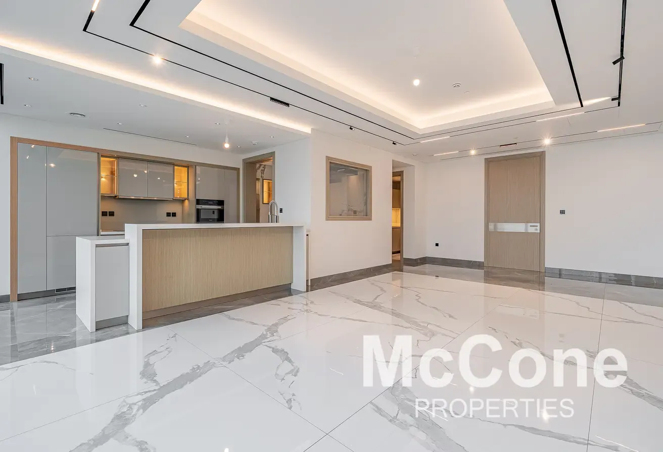 1 Series | Palm View | Negotiable | Call Now