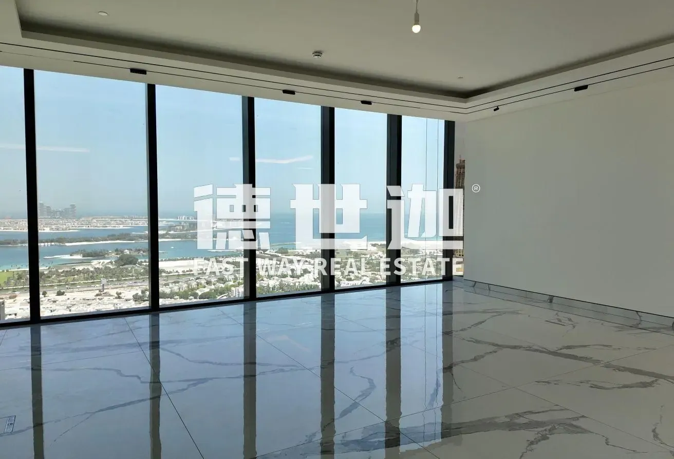 Luxury Oceanfront Residence | Expansive Sea Views